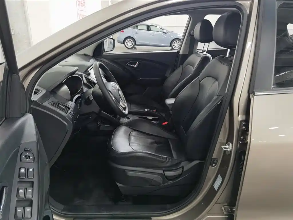 Beijing Hyundai ix35 2013 2.0L Automatic FWD GLS Smart Edition China IV