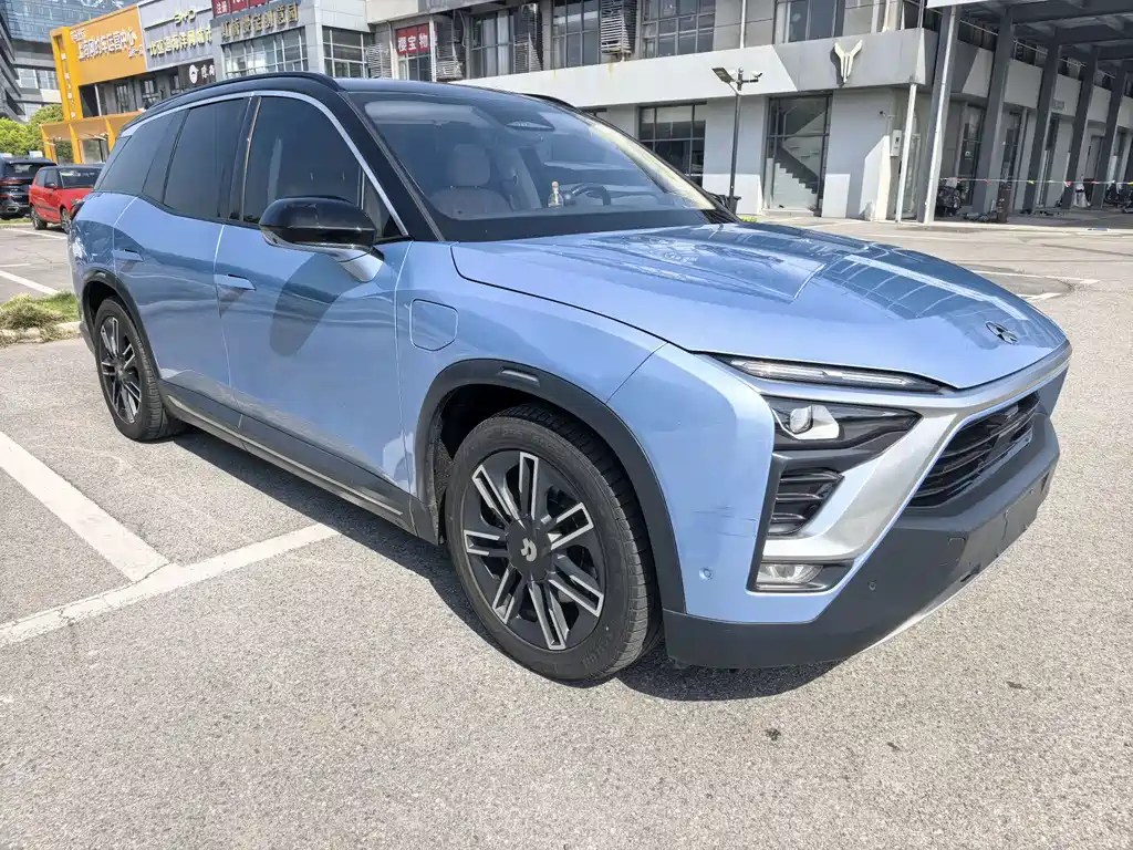 NIO ES8 2018 Founders Edition