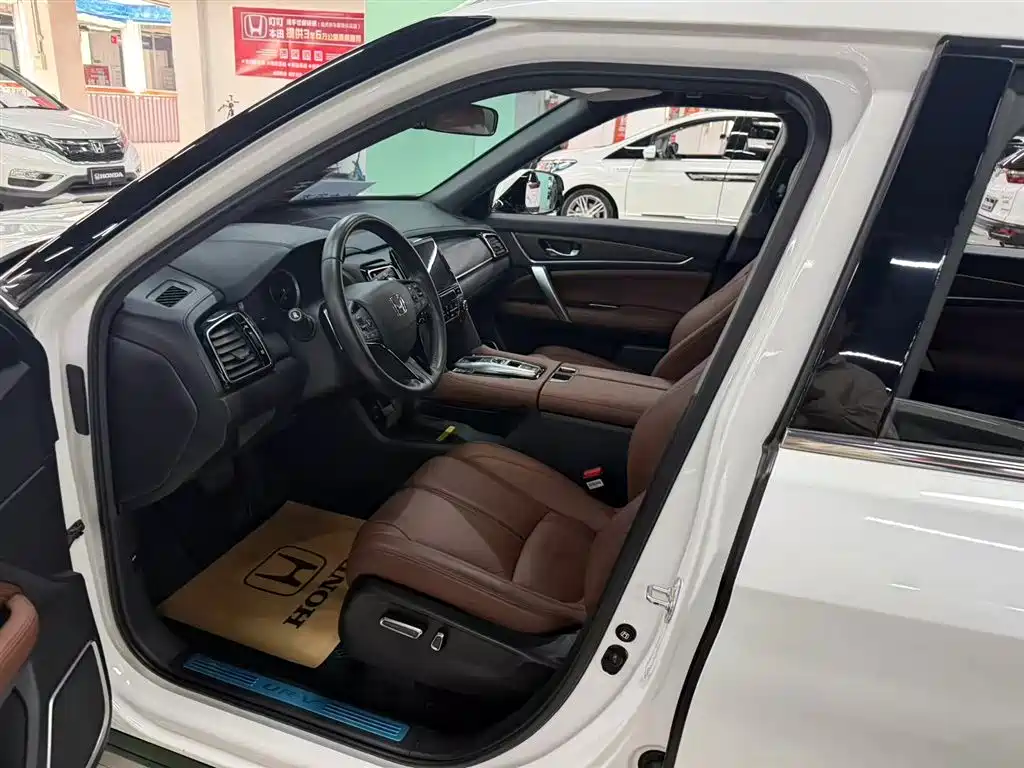 Honda UR-V 2020 370TURBO FWD Zunya Edition