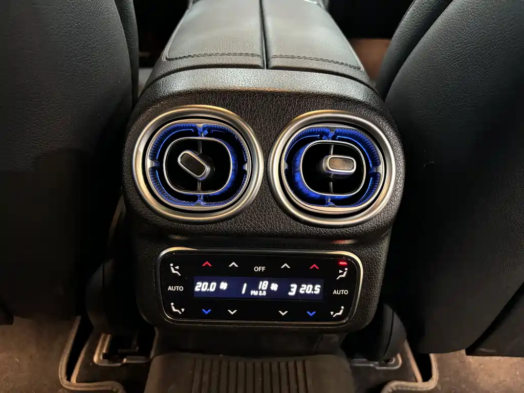 Mercedes-Benz GLC 260 L 4MATIC Luxury 5-Seater 2024