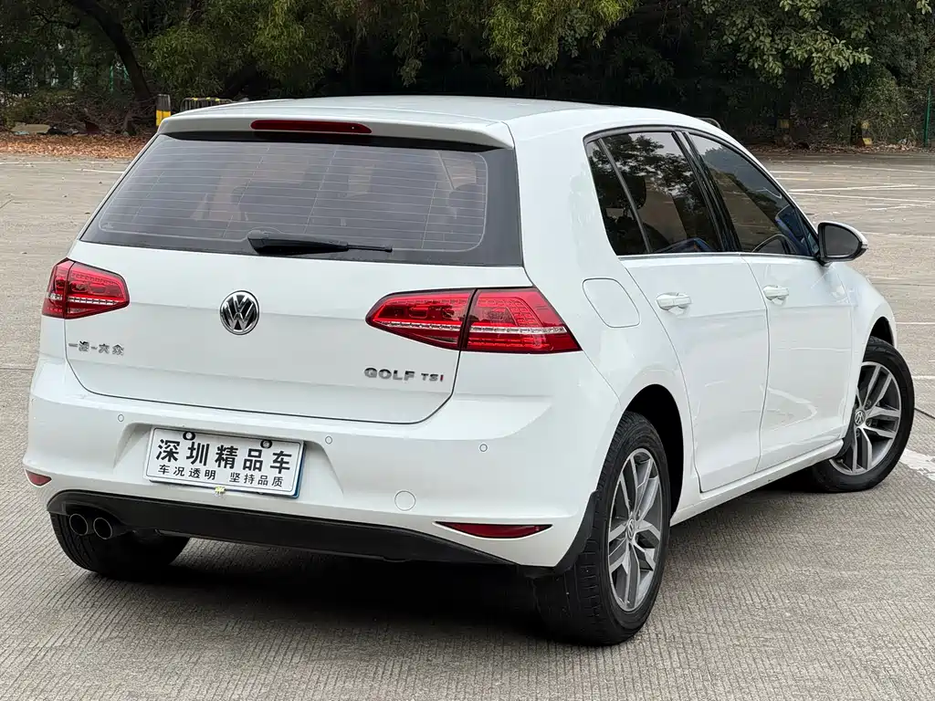Volkswagen Golf 2016 230TSI Automatic Luxury Edition