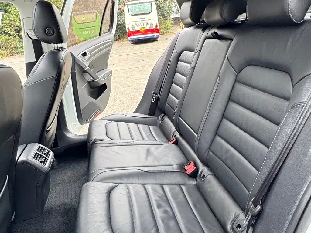 Volkswagen Golf 2016 230TSI Automatic Luxury Edition