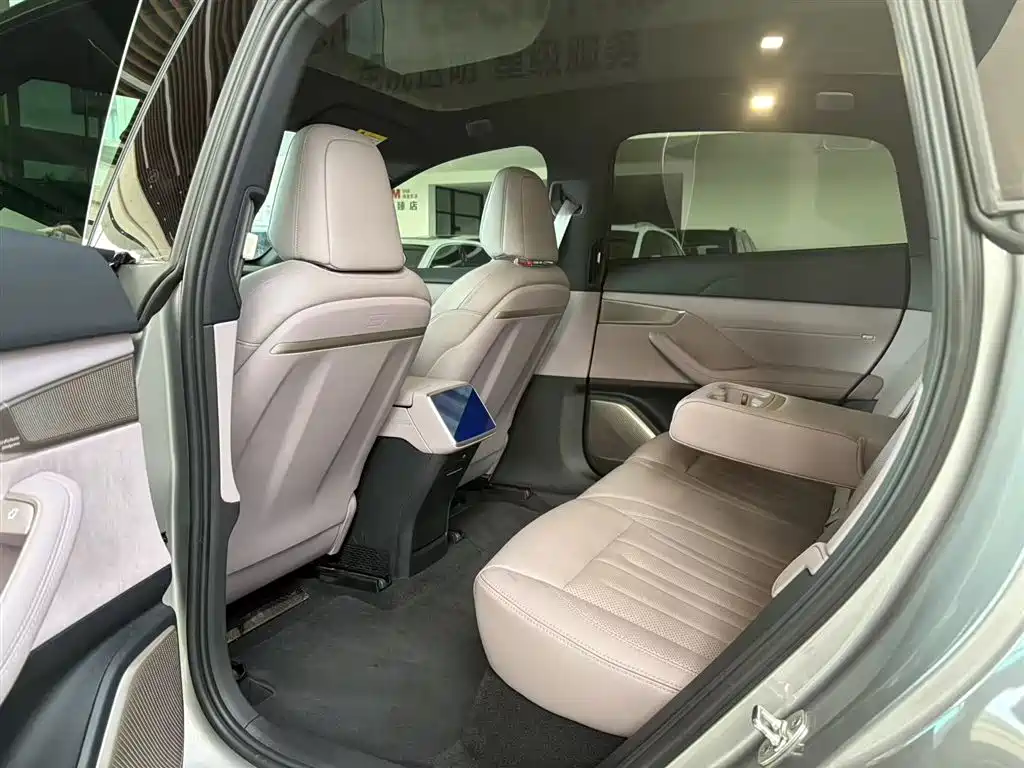 Onvo L60 2024 60kWh RWD