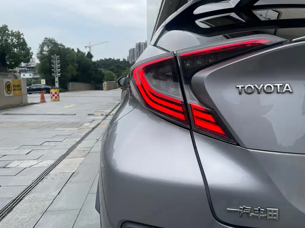 Toyota IZOA 2020 2.0L Yichi Edition