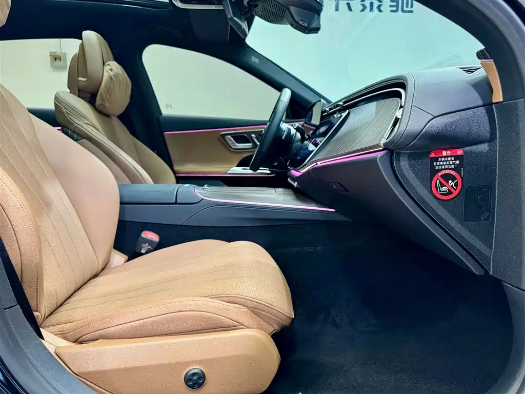 Mercedes-Benz E-Class 2024 E 300 L Fashion Edition