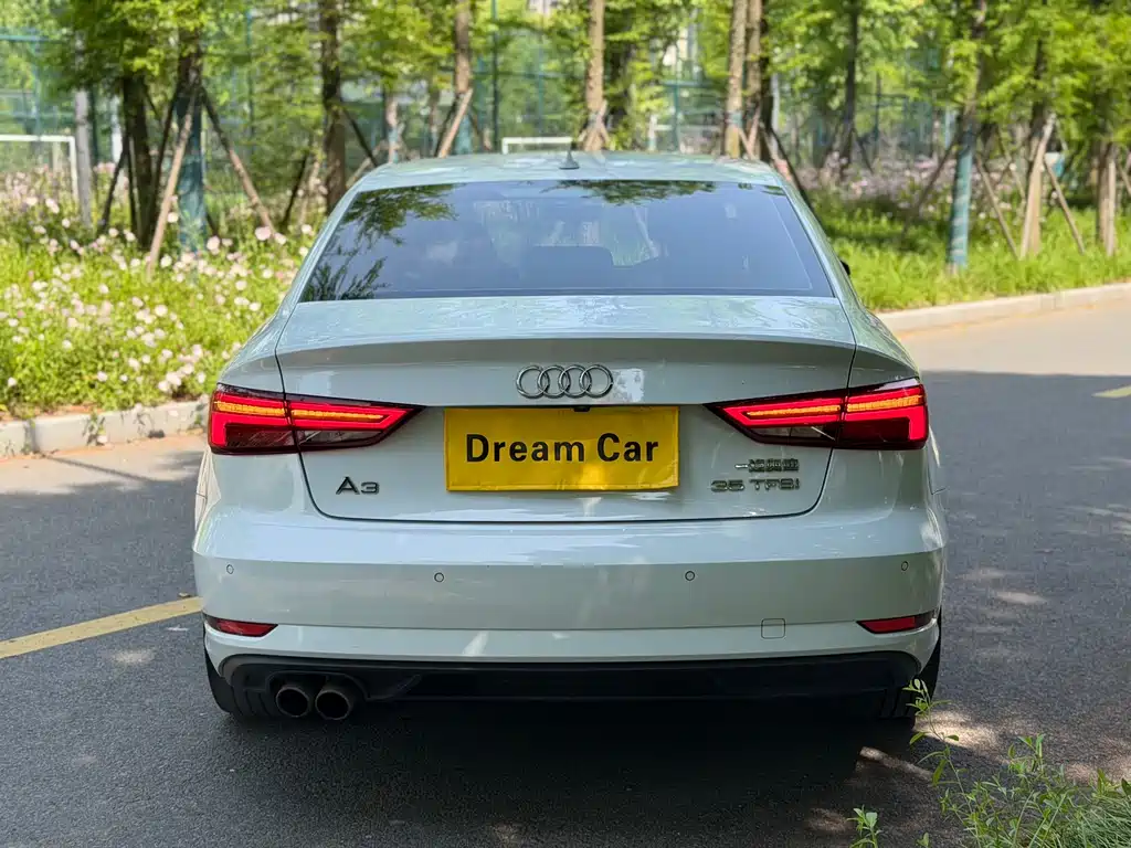 Audi A3 Limousine 35 TFSI