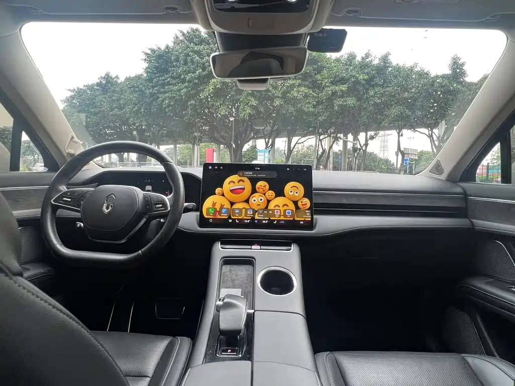 AITO M5 2022 EREV AWD Performance Edition