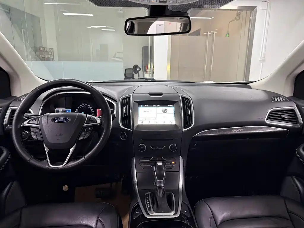 Edge 2018 EcoBoost 245 FWD Hao Rui 7-seater China V