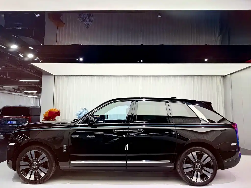 Cullinan 2024 Four-Seater