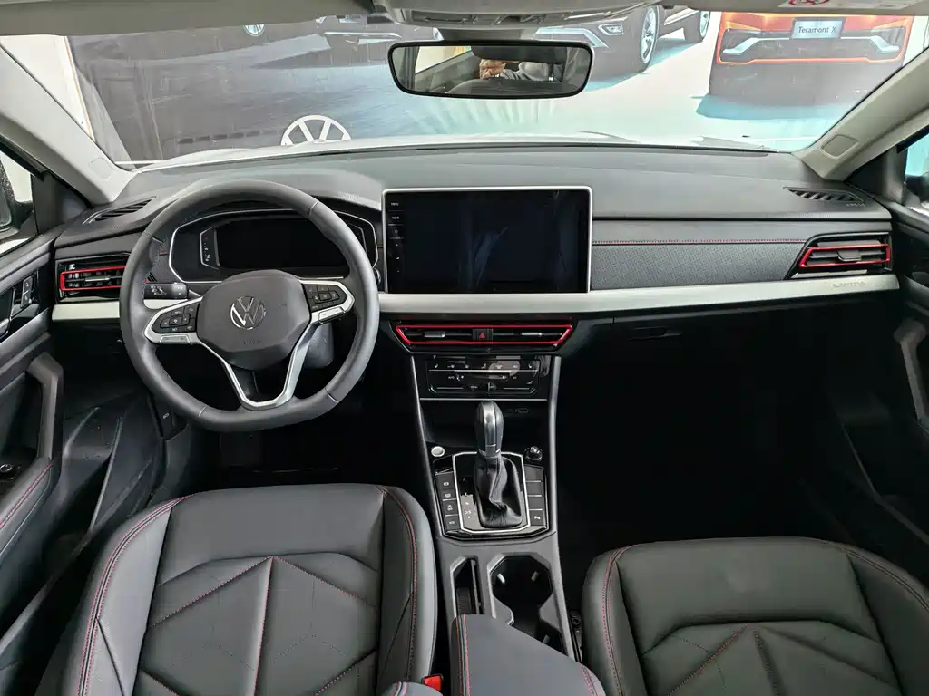 Lavida 2024 300TSI DSG Starry Sky Leading Edition