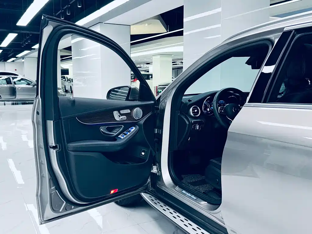 Mercedes-Benz GLC 2021 GLC 300 L 4MATIC Dynamic