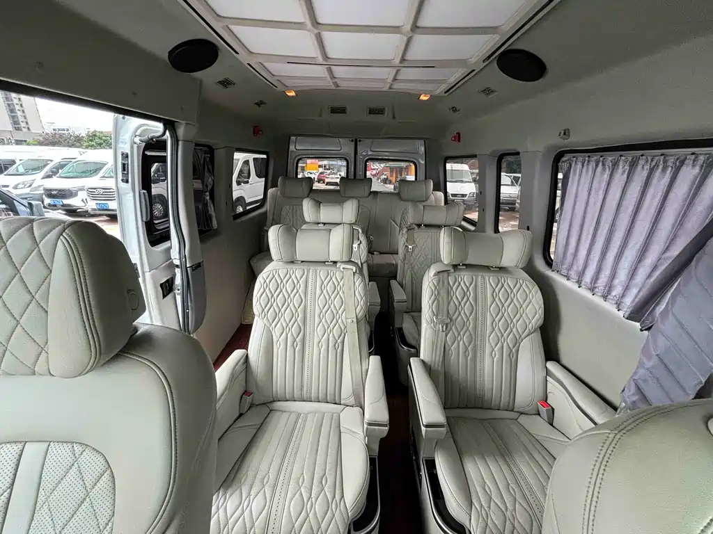Maxus V80 2024 PRO Business Travel