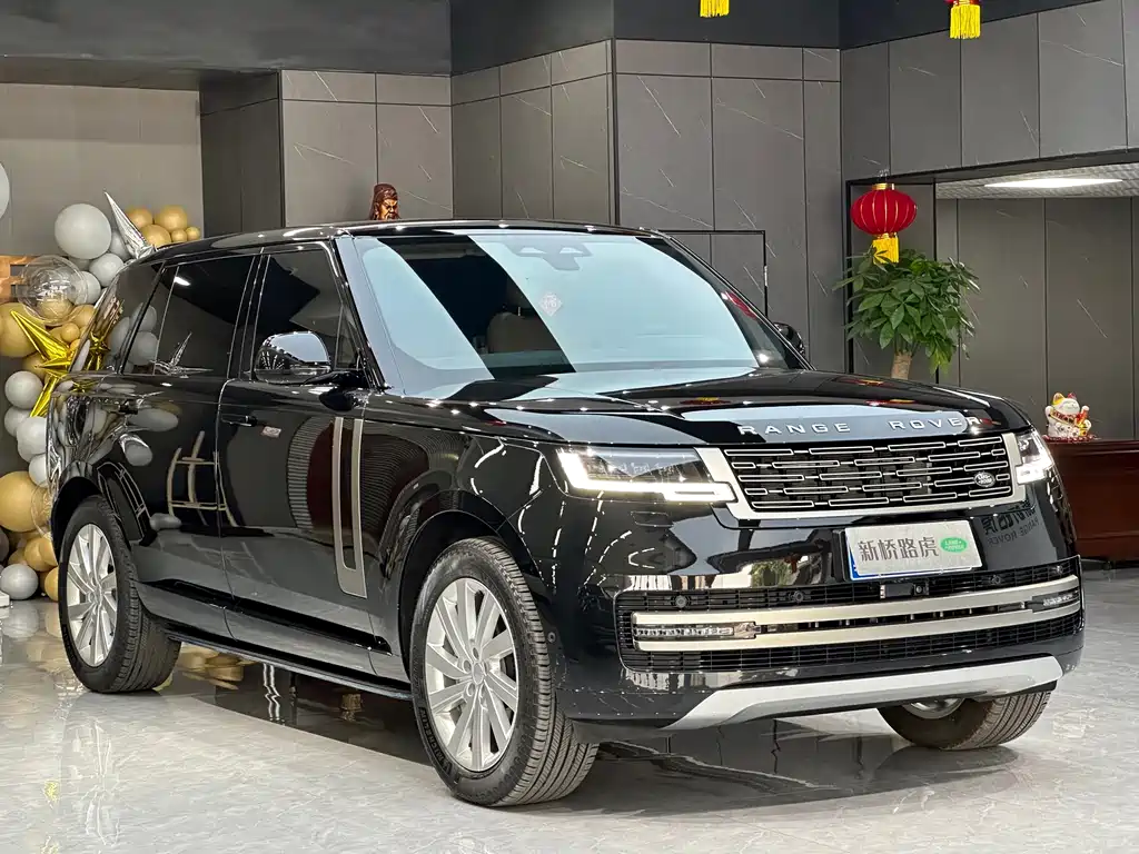 Range Rover 2024 3.0 L6 400PS Autobiography LWB