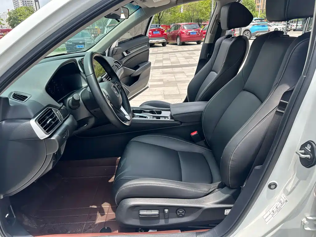 Accord 2022 260TURBO Phantom Night Premium Edition