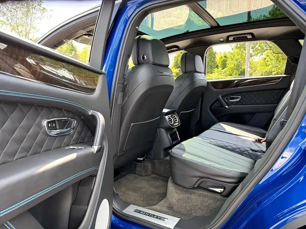 Bentayga 2016 6.0T Standard Edition