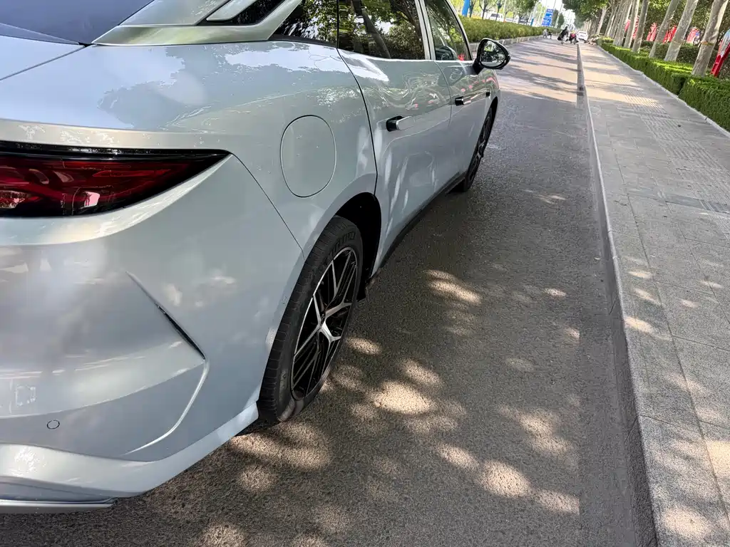 BYD Han L 2025 EV AWD LiDAR Flagship Edition