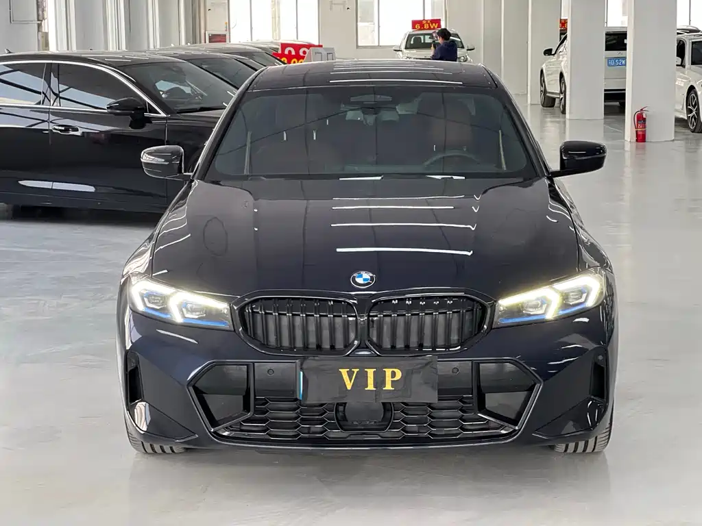 BMW 3 Series 2023 330Li M Sport Night Edition - фото 2