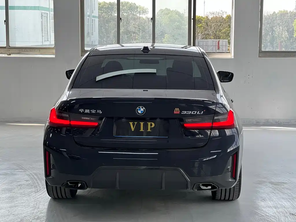 BMW 3 Series 2023 330Li M Sport Night Edition - фото 7