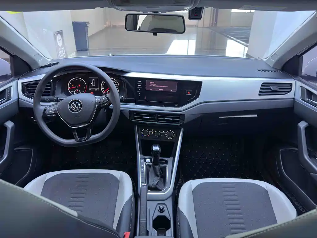 Volkswagen Polo 2021 Plus 1.5L Automatic Colorful Tech Edition