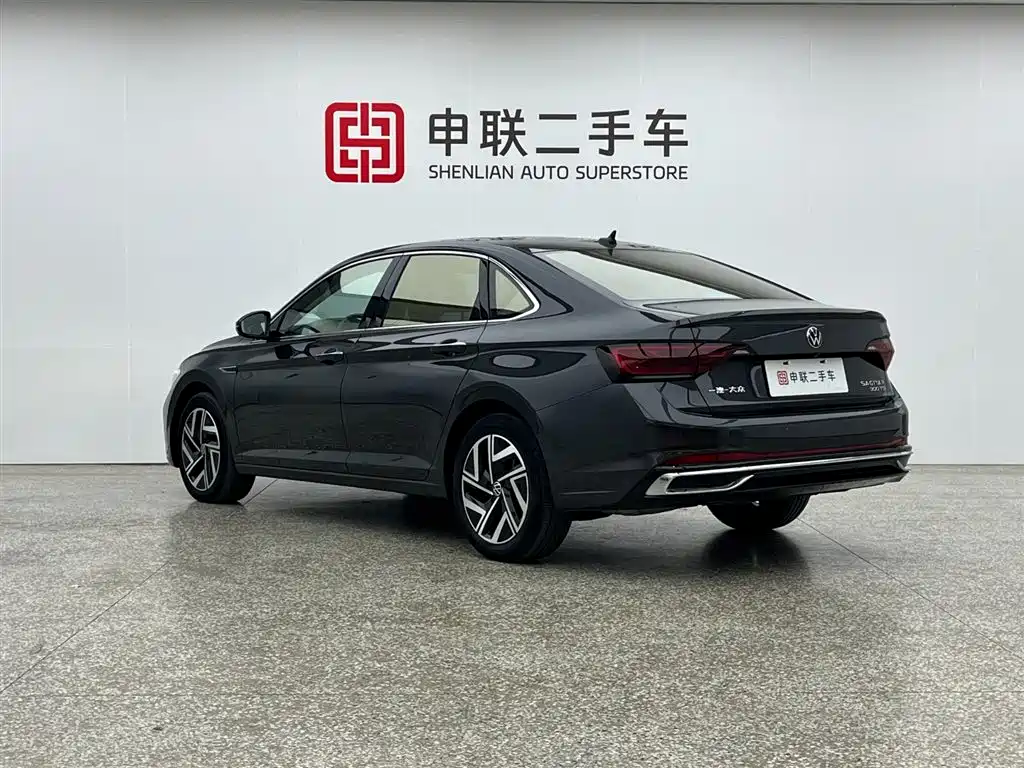 Sagitar 2023 300TSI DSG Beyond Edition