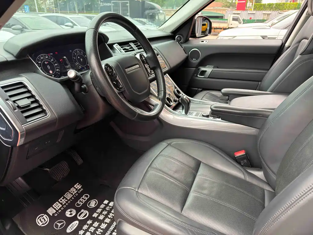 Range Rover Sport 2020 3.0 L6 SE