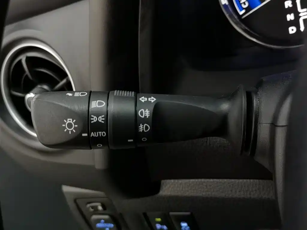 Corolla 2017 Facelift Hybrid 1.8L E-CVT Elite Edition