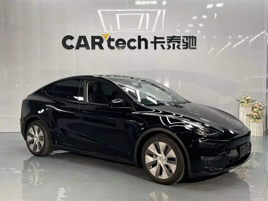 Tesla Model Y 2022 RWD