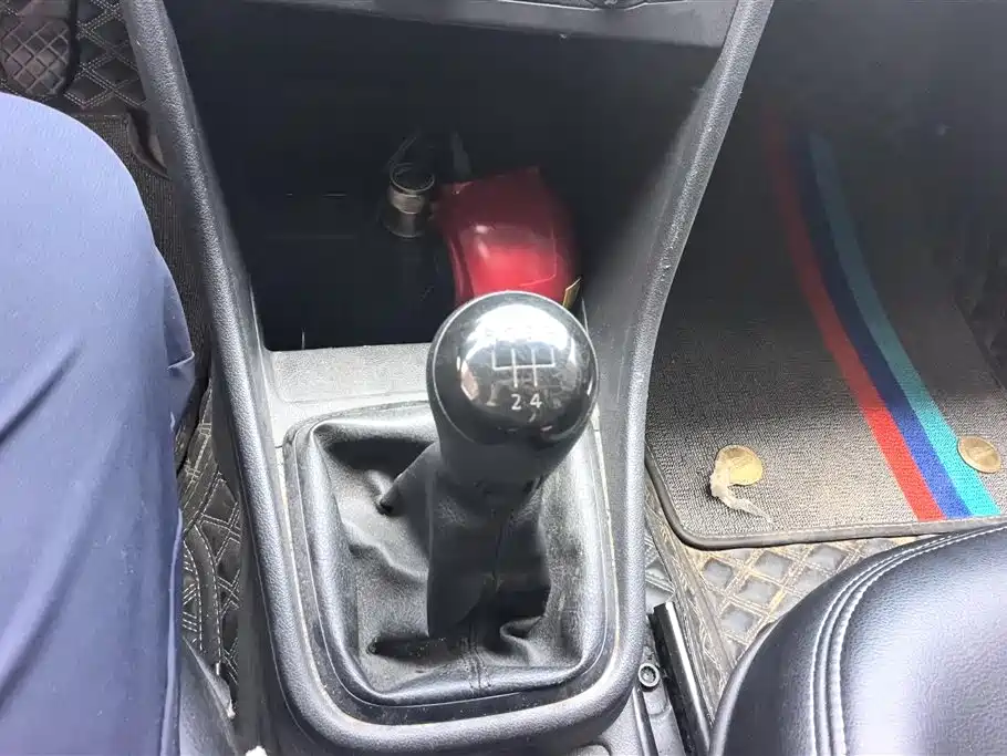 Santana 2013 1.6L Manual Fengshang Edition