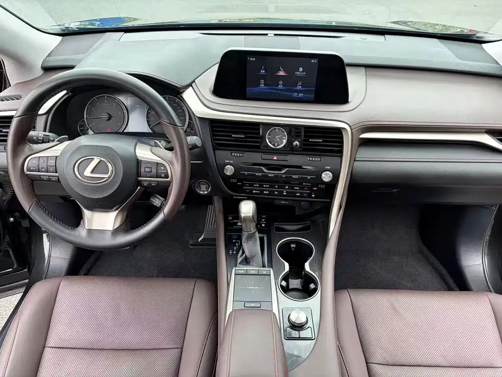 Lexus RX 2020 Facelift 300 AWD Elegant Edition