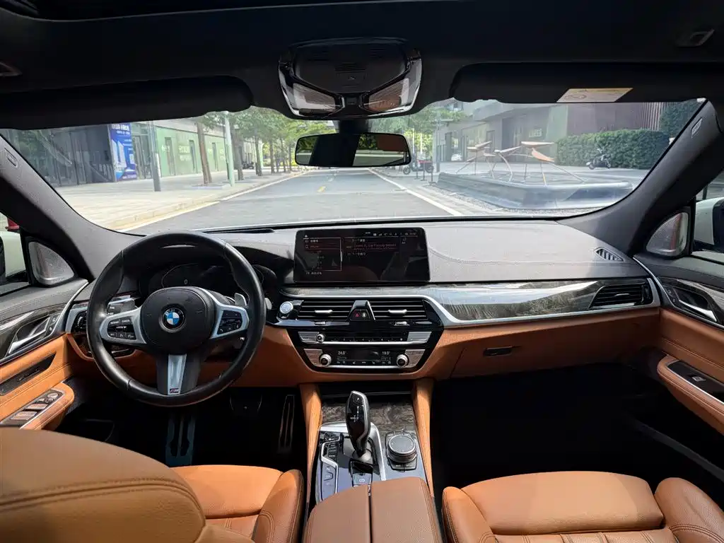 BMW 6 Series GT 2021 630i M Sport Package - фото 17