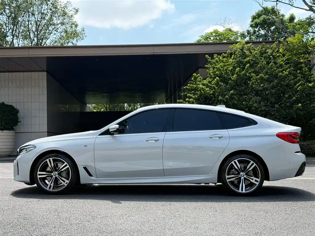 BMW 6 Series GT 2021 630i M Sport Package - фото 9