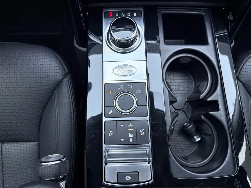 Land Rover Discovery 2019 2.0T SE
