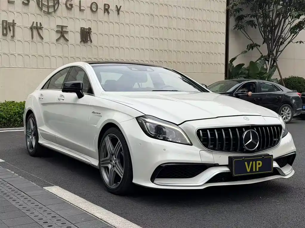 Mercedes-Benz CLS 63 AMG 4MATIC