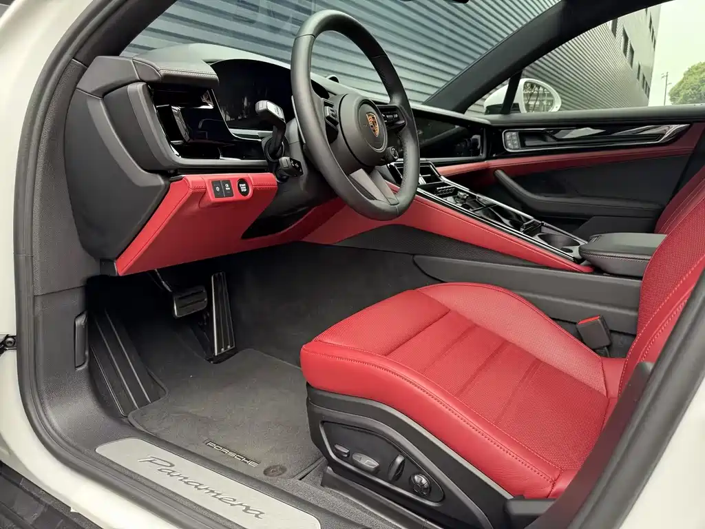 Porsche Panamera 2.9T