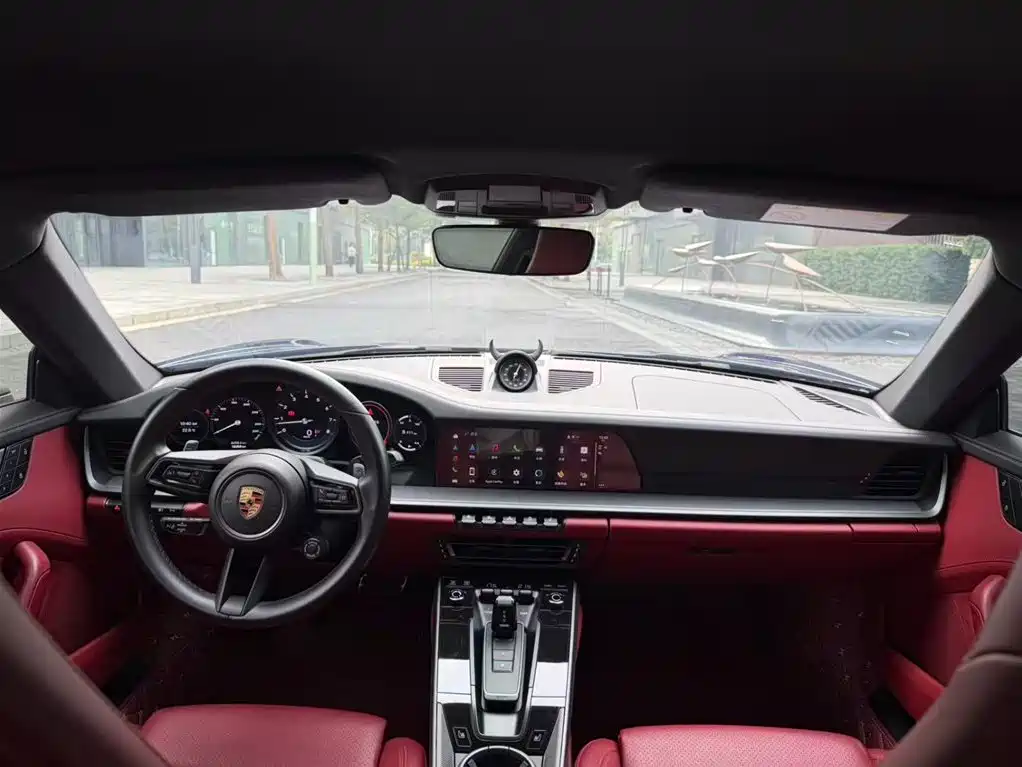 Porsche 911 2023 Carrera 3.0T