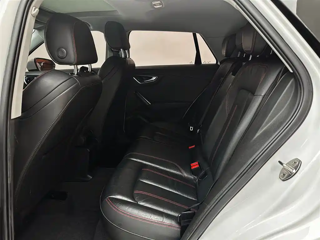Audi Q2L 2022 35 TFSI Entry Dynamic