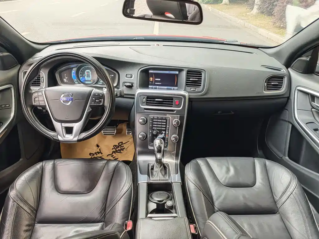 Volvo S60 2014 T5 R-Design