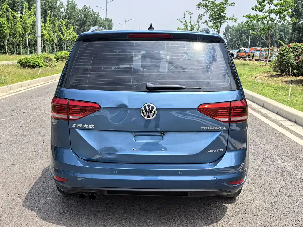 Volkswagen Touran L 2016 280TSI DSG Comfort Edition