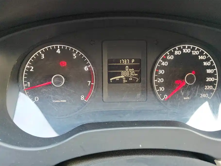 Volkswagen Sagitar 2014 Facelift 1.6L Automatic Comfort Edition