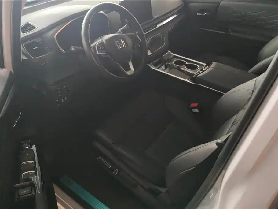Honda Elysion 2024 2.0L e:HEV Luxury Edition