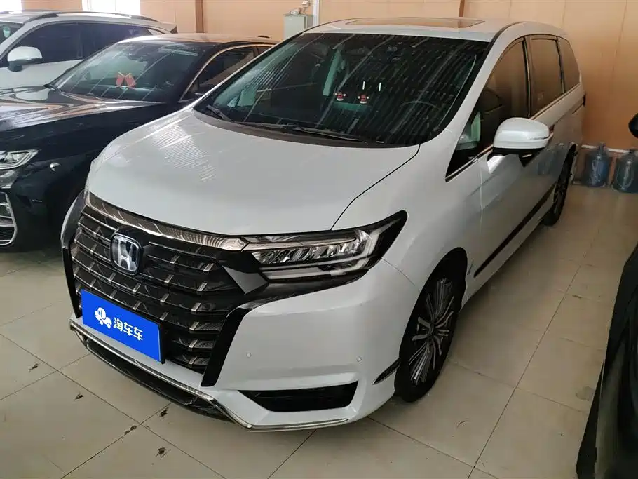 Honda Elysion 2024 2.0L e:HEV Luxury Edition