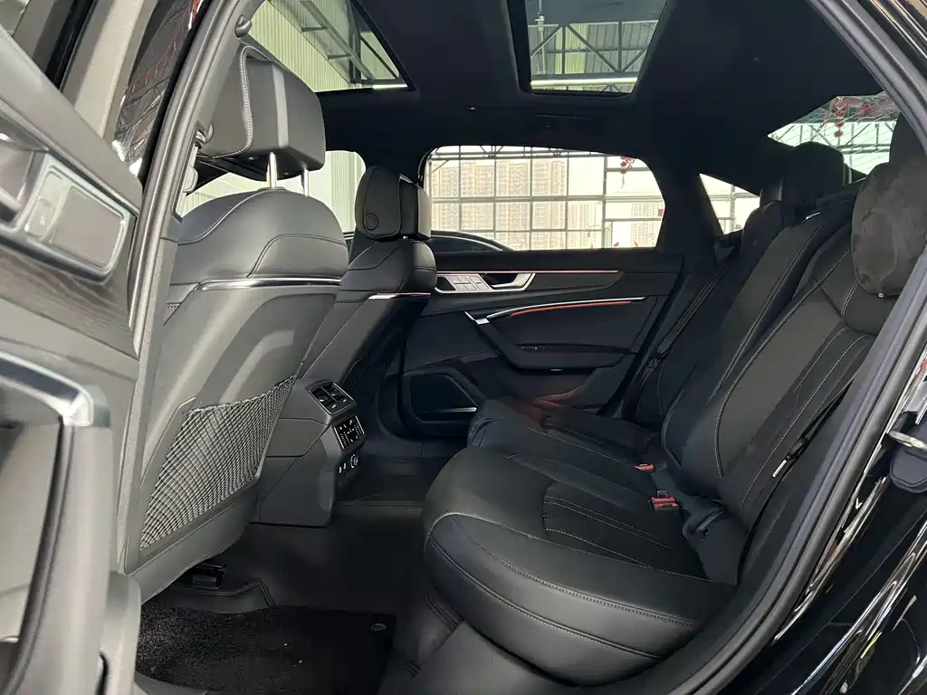 Audi A6L 2026 55 TFSI quattro Prestige Dynamic Edition