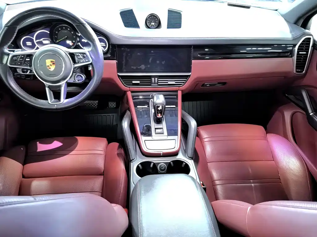Porsche Cayenne E-Hybrid 2.0T
