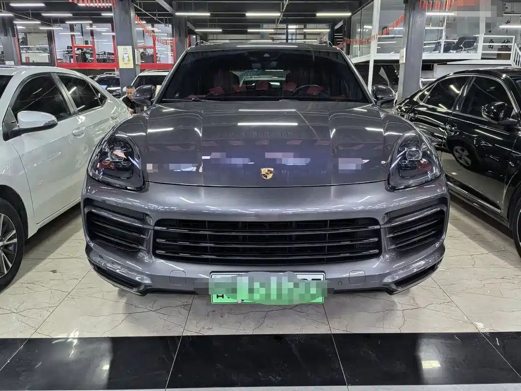 Porsche Cayenne E-Hybrid 2.0T