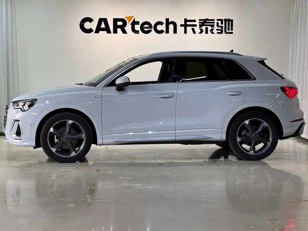 Audi Q3 2024 35 TFSI Fashion Dynamic