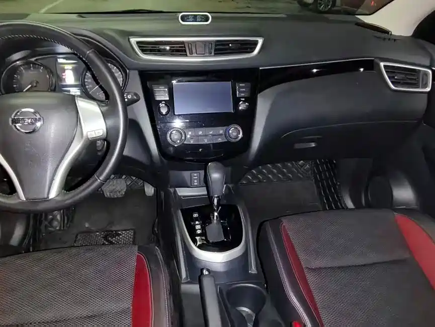 Qashqai 2017 model 2.0L CVT Zhixiang Edition China V
