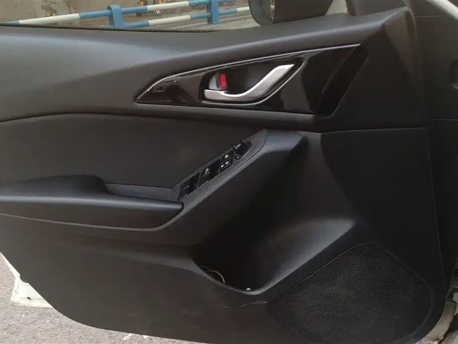 Mazda 3 Axela