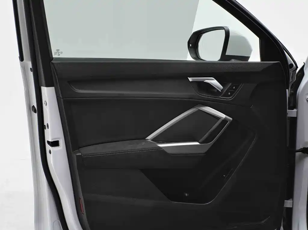 Audi Q3 2022 35 TFSI Entry Dynamic