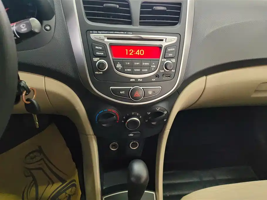 Verna 2016 1.4L Automatic Leading GLX