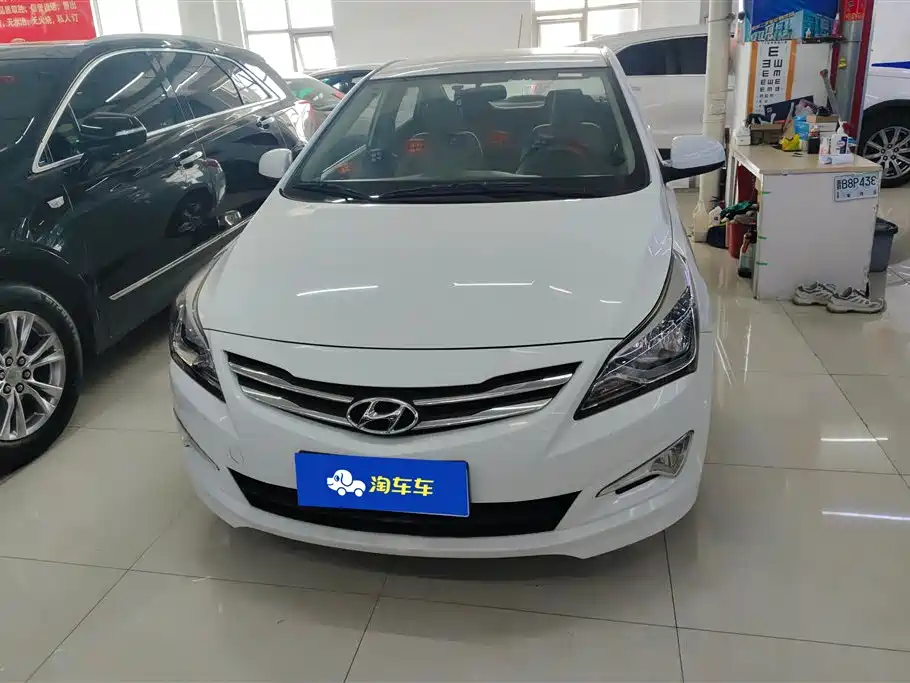 Verna 2016 1.4L Automatic Leading GLX